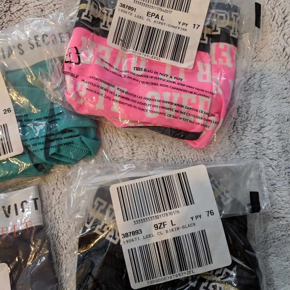 Victoria Secret panties - Picture 1 of 4